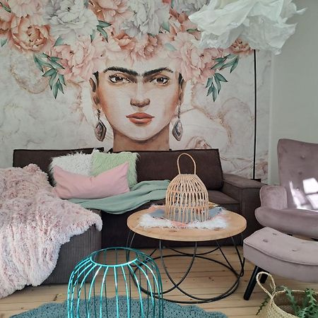 Apartment Wildflower In Privatvilla Im Herzen Merans エクステリア 写真