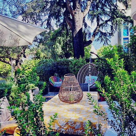 Apartment Wildflower In Privatvilla Im Herzen Merans エクステリア 写真