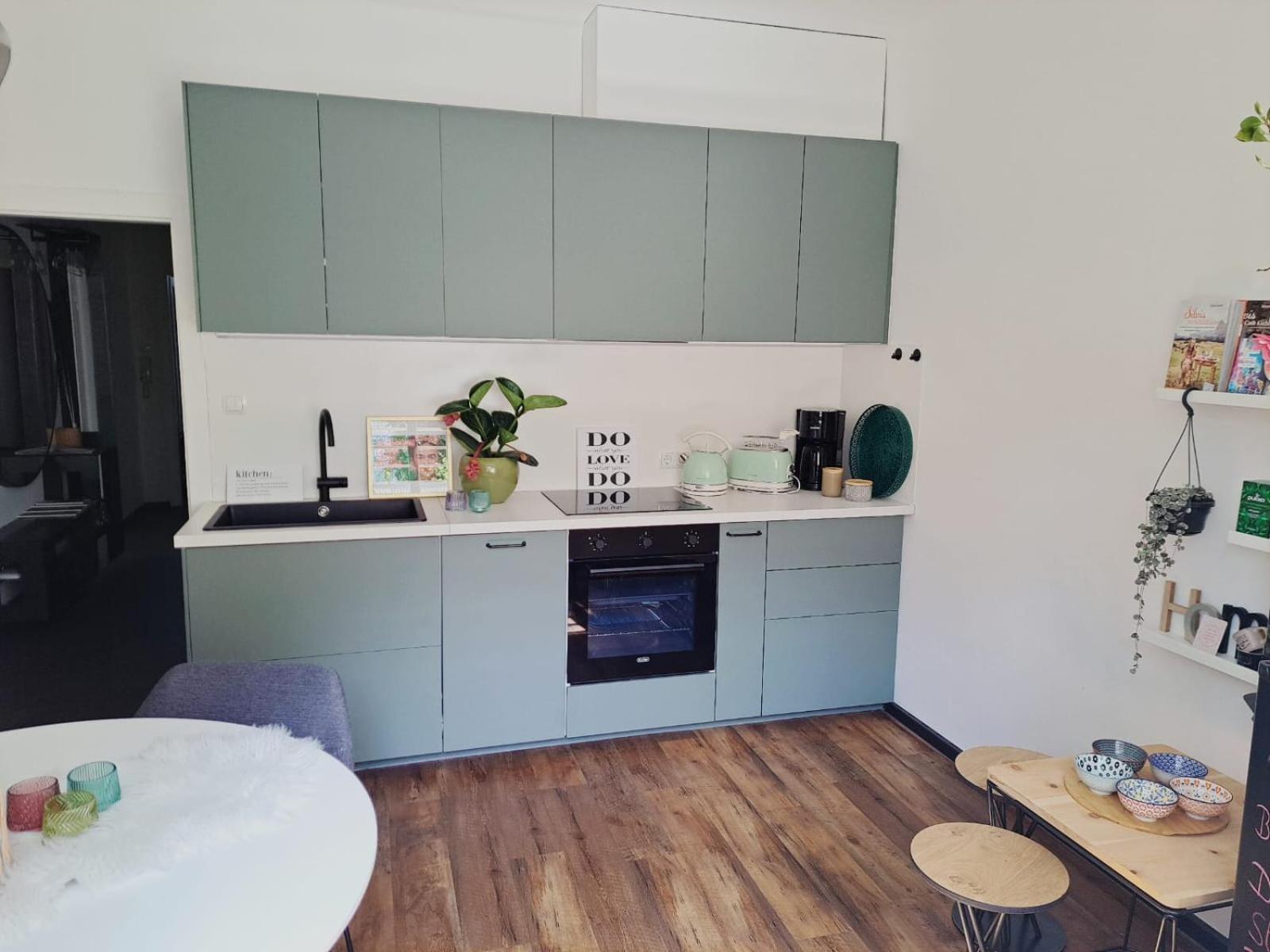 Apartment Wildflower In Privatvilla Im Herzen Merans エクステリア 写真