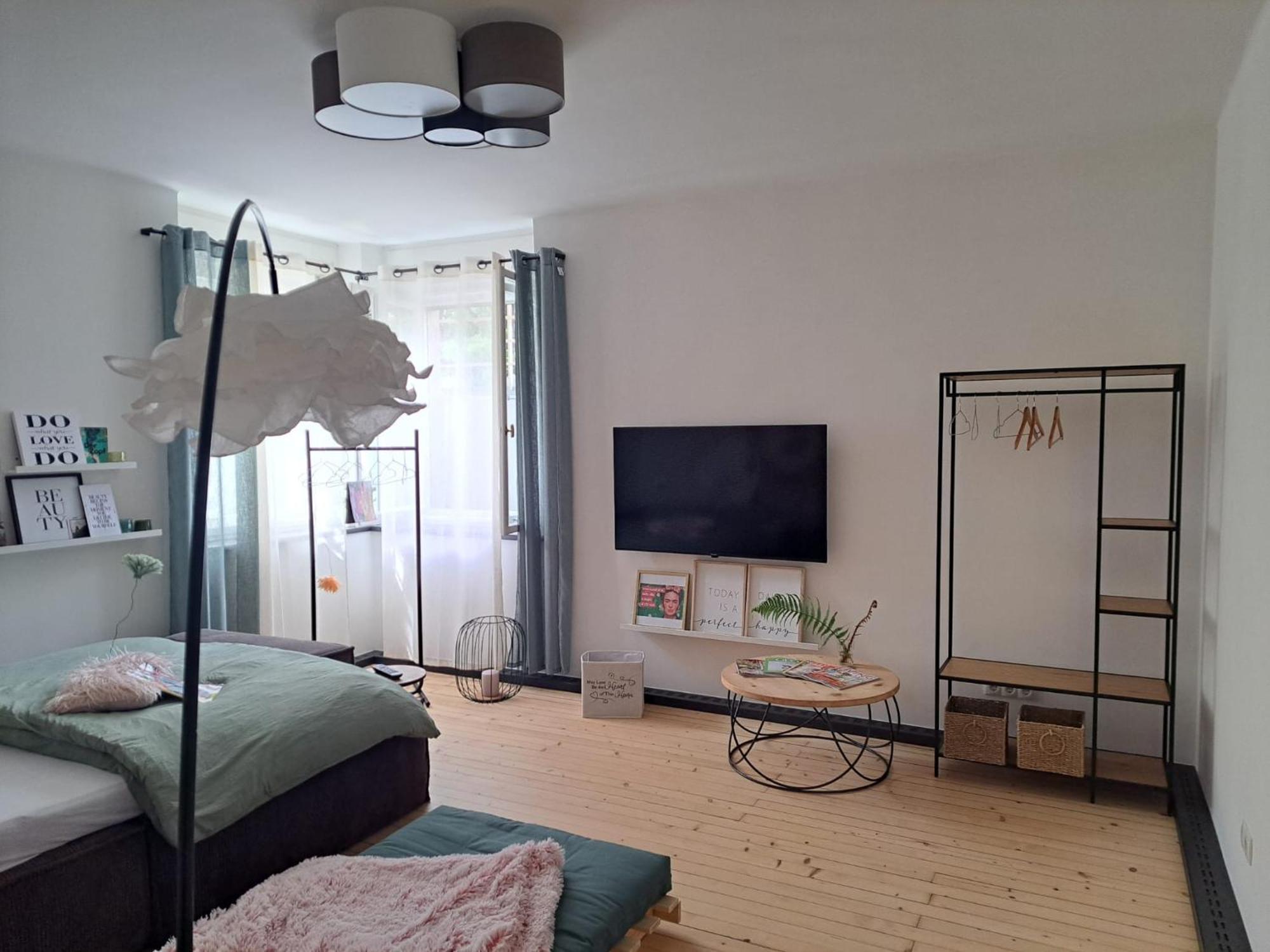 Apartment Wildflower In Privatvilla Im Herzen Merans エクステリア 写真